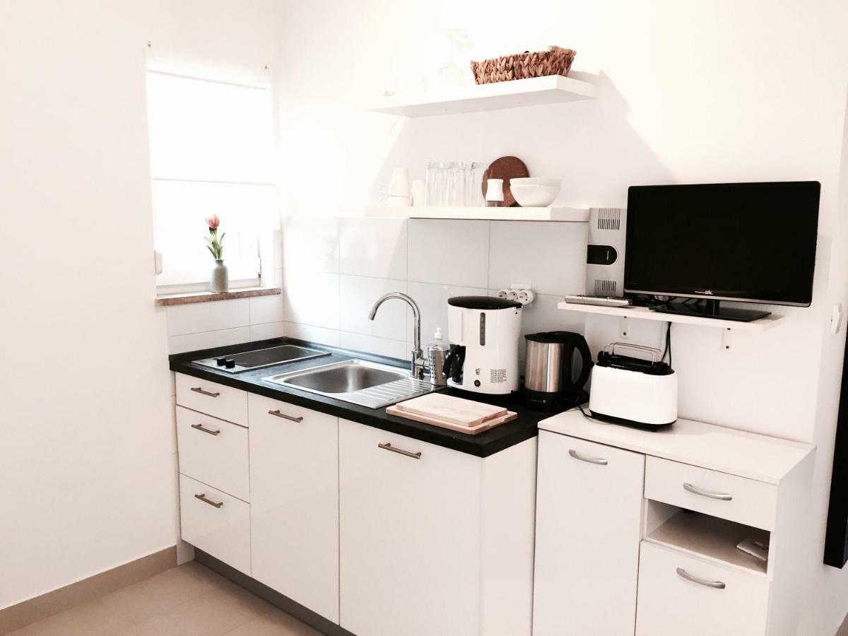 Apartmani Zivaljic Трогір Екстер'єр фото